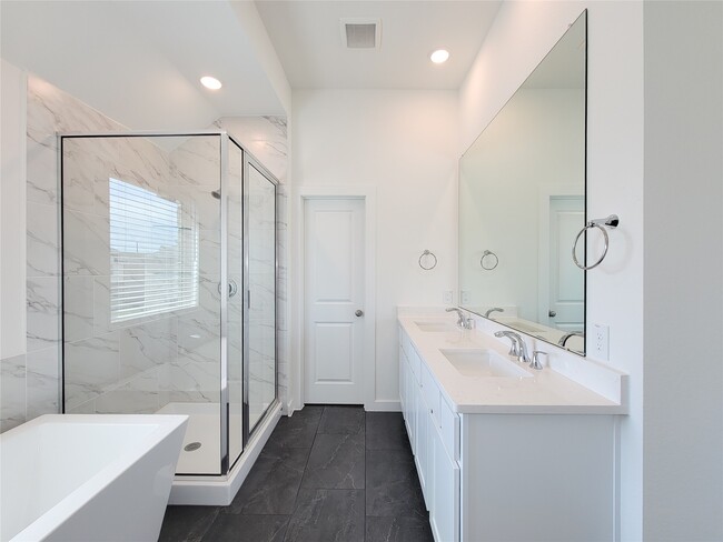 Photo - 19730 Riverbed Ln