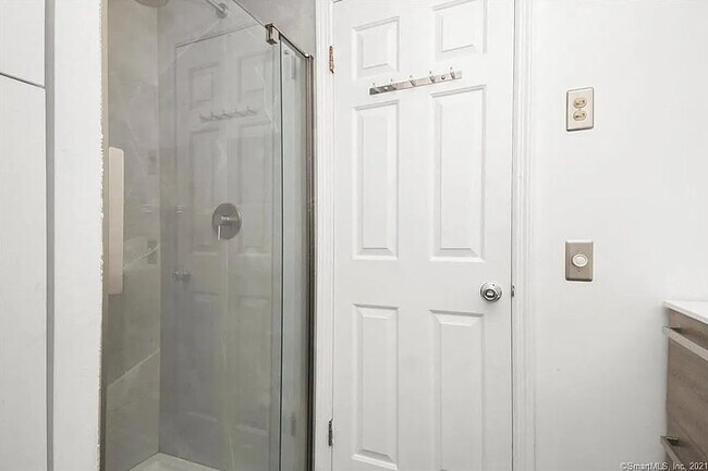 Photo - 102 Forest St Unit 102