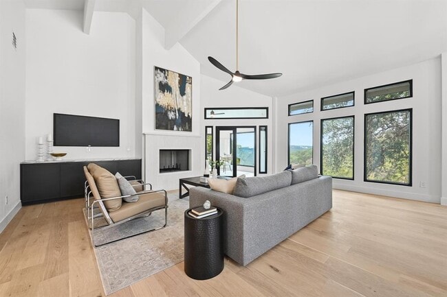 Photo - 4207 Canyonside Trail