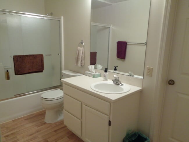 Photo - 602 W Holmberg Ln