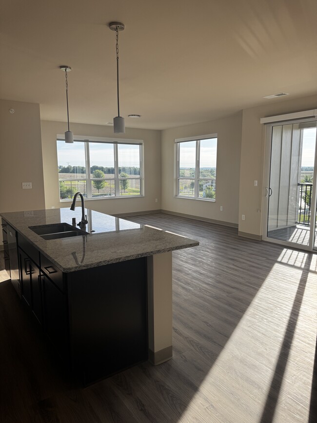 2 Bedroom - Living Space - 1881 Springdale Street