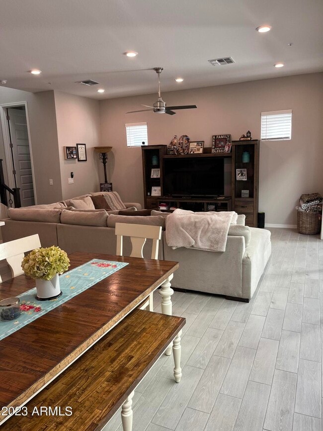 Photo - 1557 E Megan St