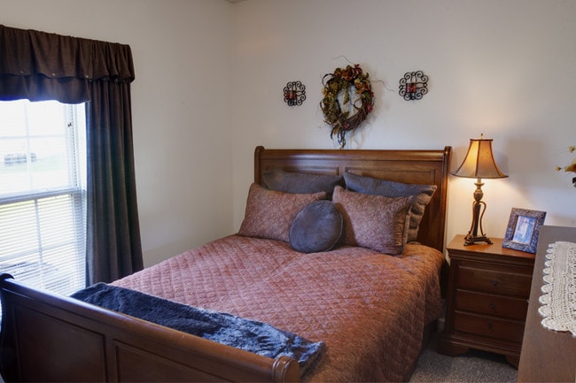 Photo - Kingswood Village Apartments