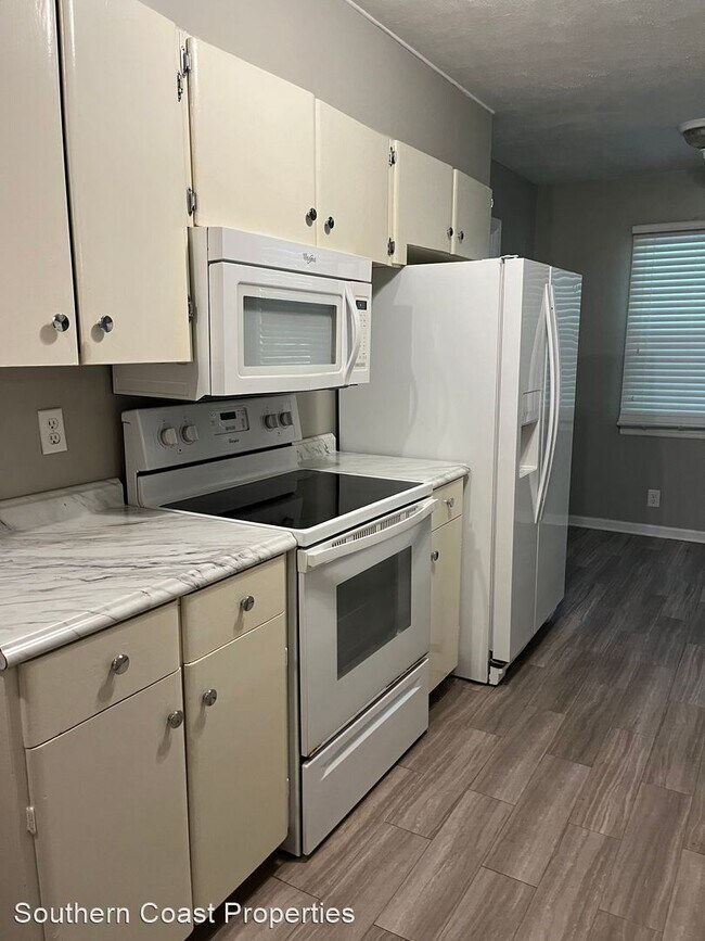 Photo - 3 br, 2 bath House - 109 Harrison Drive