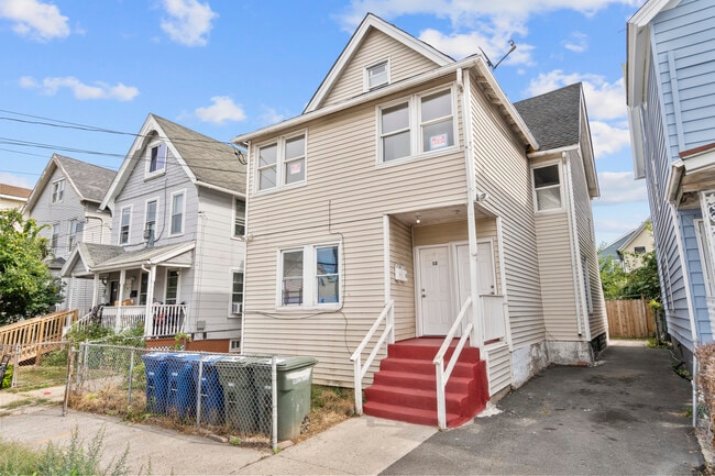 Photo - 10 Clinton Ave Unit 10