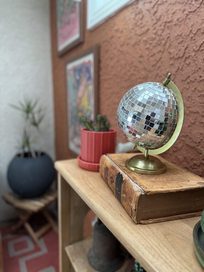 Photo - 1408 La Plaza Dr