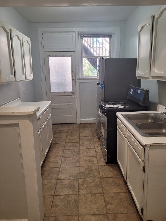 Photo - 1611 Hampton Blvd Unidad B1