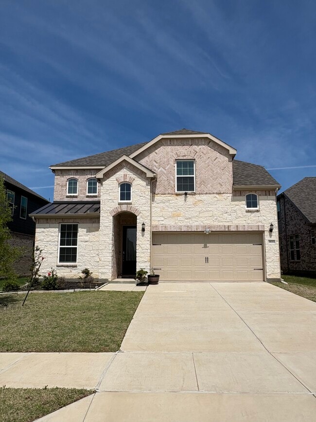 Building Photo - 3624 Cadogan St