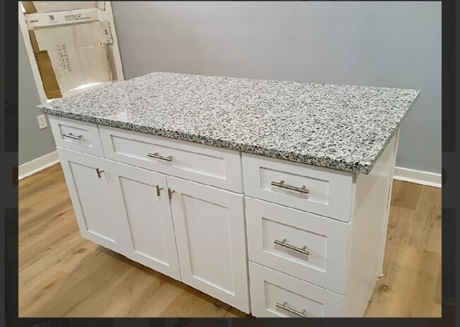 Photo - 2525 E Biddle St