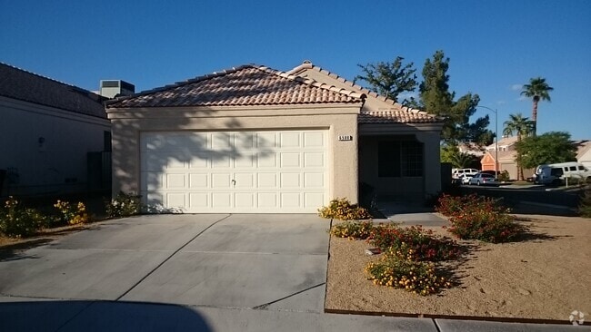 Building Photo - 6500 Fresh Meadows Ln Rental