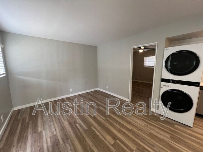 Photo - 4156 Folsom Ave Unit B