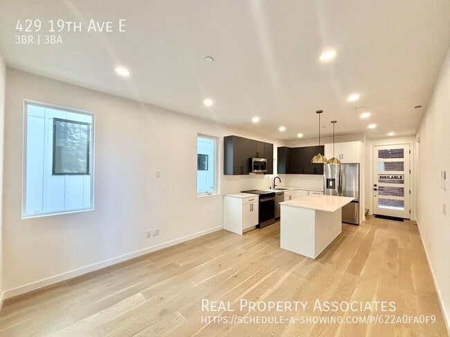 Photo - 429 19th Ave E