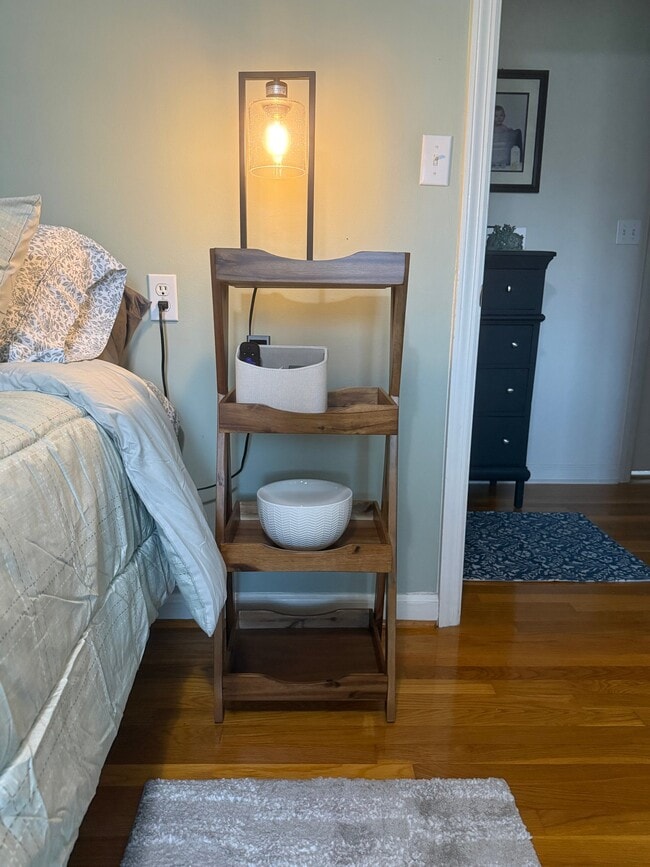 Photo - 325 Woodside Dr