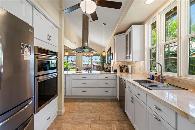 Photo - 319 Kai Malu Pl