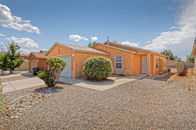 Photo - Comfy and Compact 3 BR Home!