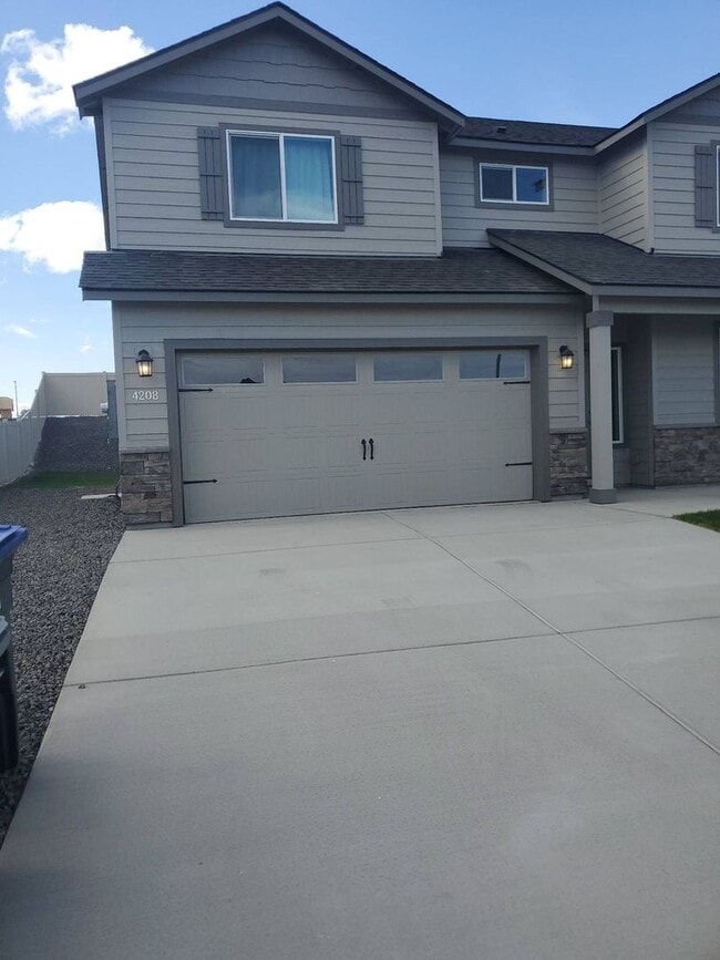 Photo - 4 bed 2.5 bath home in Mae Valley area of Moses Lake