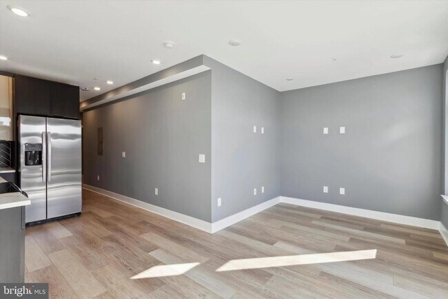 Photo - 1615 Poplar St Unidad 4