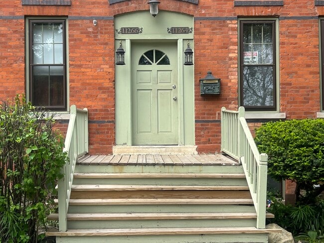Photo - 11264 S Langley Ave House