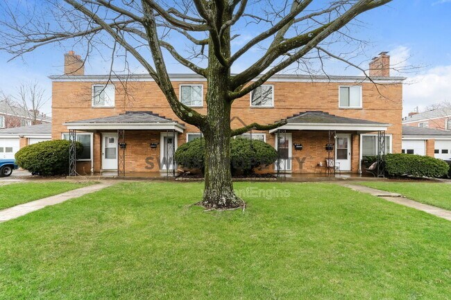 Photo - 4187 Indianola Ave