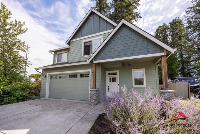 Building Photo - 20948 NE Wistful Vista Dr Rental
