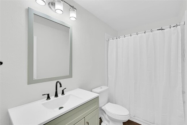 Photo - 1407 Kent St