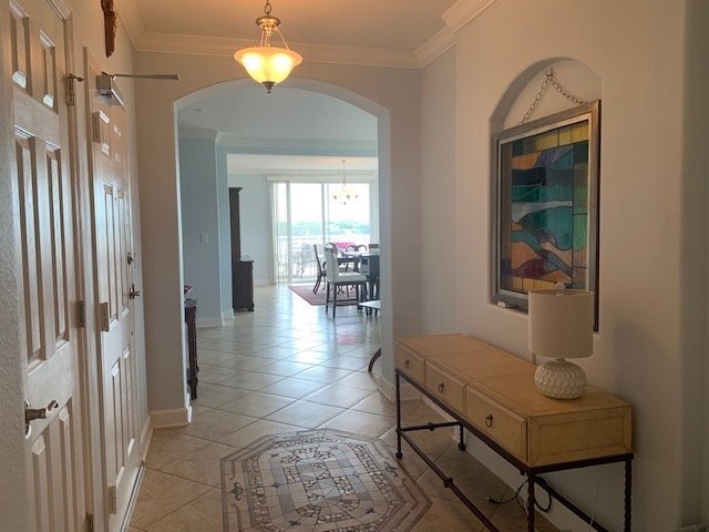 Photo - Luxury Top Floor Condo