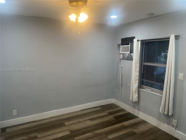 Photo - 2118 N 19th Ave Unit 1-4