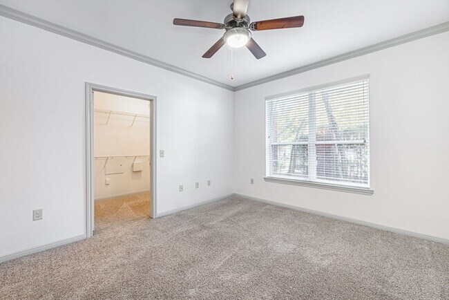 Photo - 8877 Lakes at 610 Dr Unit 229