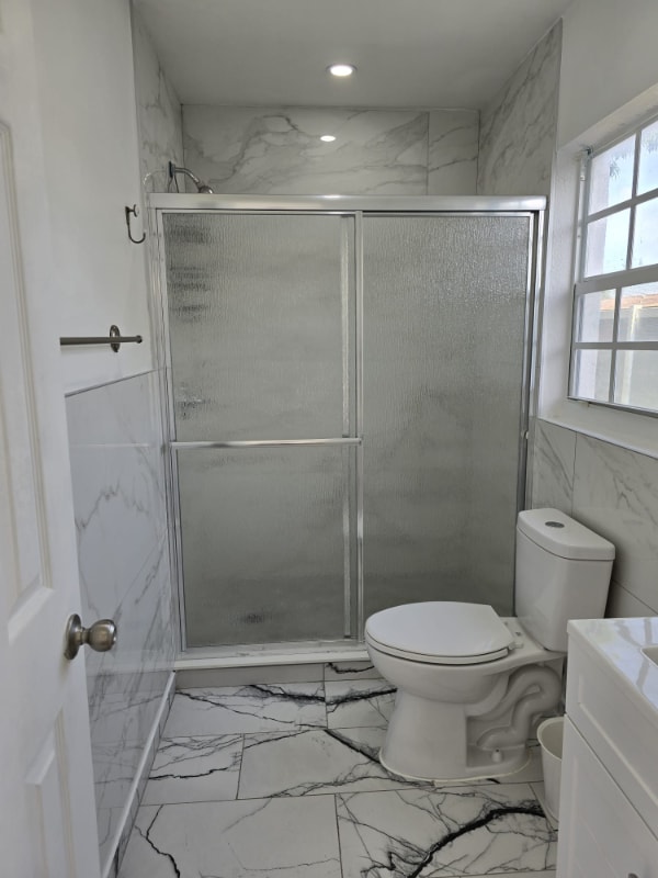 Building Photo - 1211 NW 23rd Ave Rental