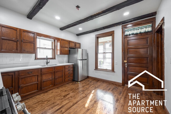 Photo - 5311 W Berenice Ave Unit 1