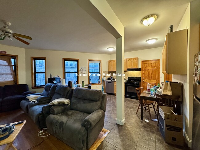 Photo - 47 Orkney Rd Apartments