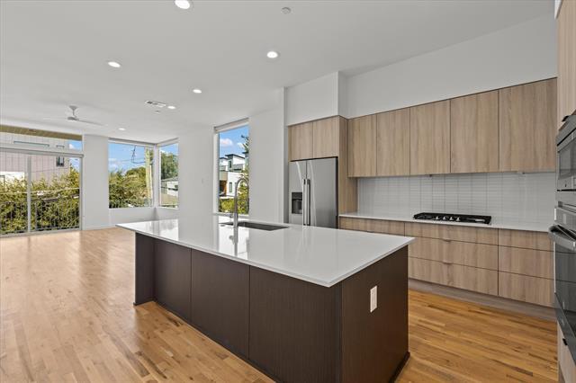 Building Photo - 4210 Delano Pl Unit 1