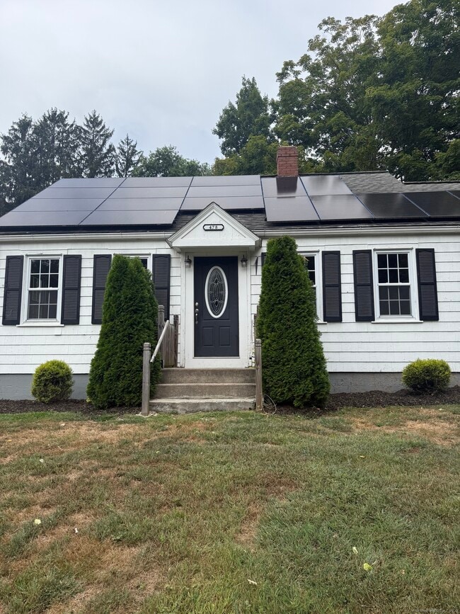 Building Photo - 478R Main St Rental