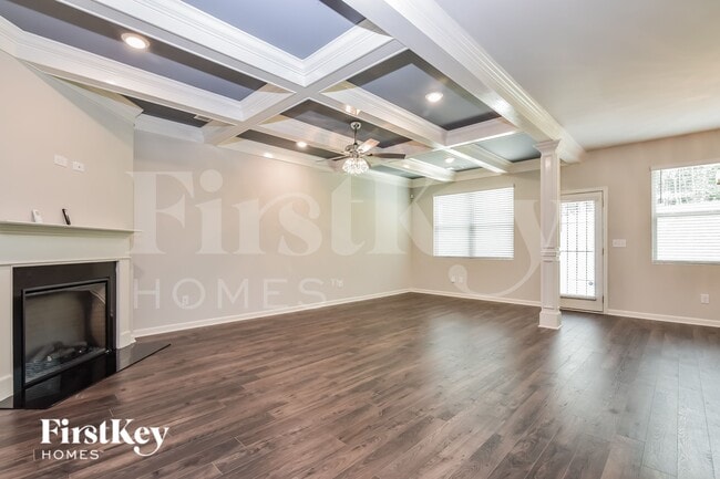 8065 Highland Dr SW