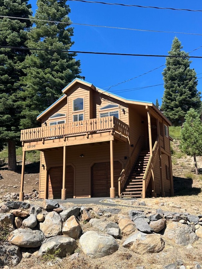 Building Photo - 11530 Rhineland Ave
