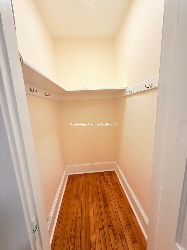 Photo - 22 Brainerd Rd Unidad 1