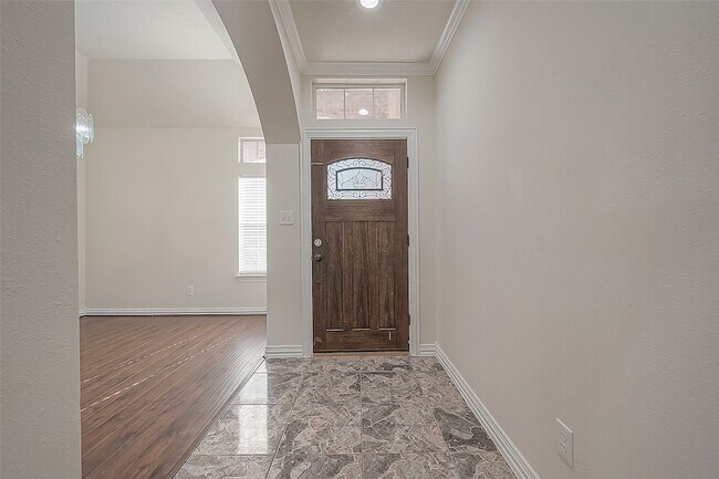 Photo - 1189 Lovett St