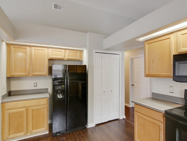 Photo - 16329 Coopers Hawk Ave