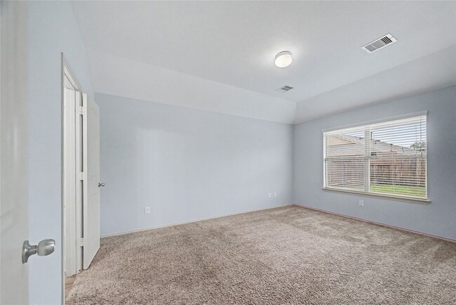 Building Photo - 16430 Rodeo River Rd
