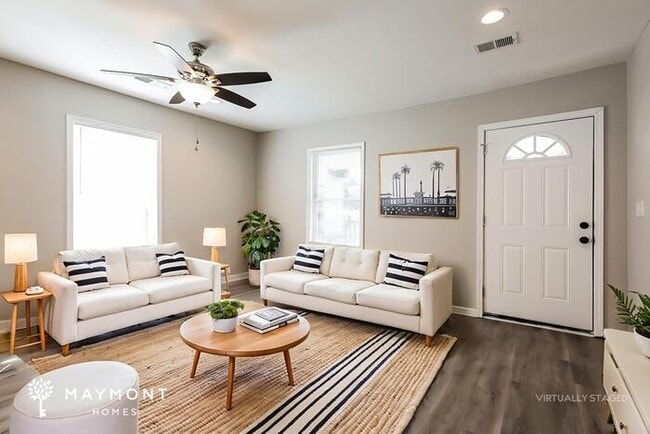 Photo - 318 Bailey St