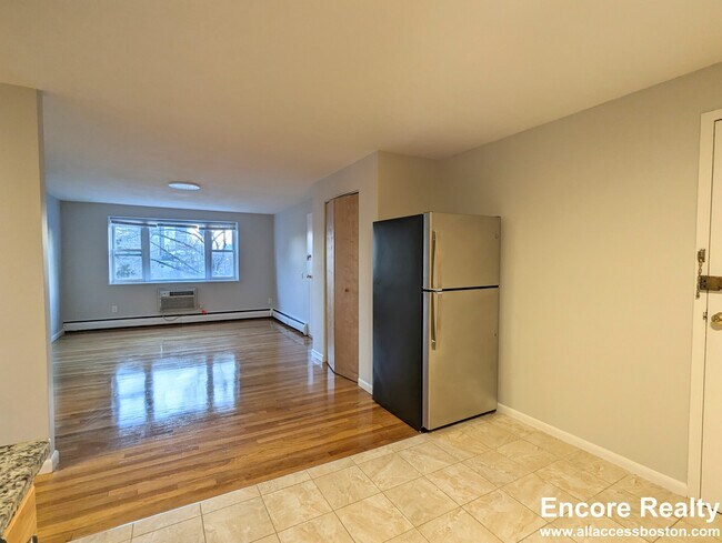 Photo - 110 Babcock St Unit 38