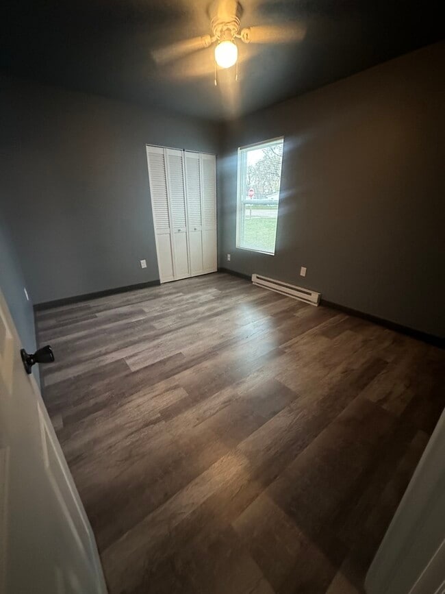 Photo - 530 E 3rd St Unit F