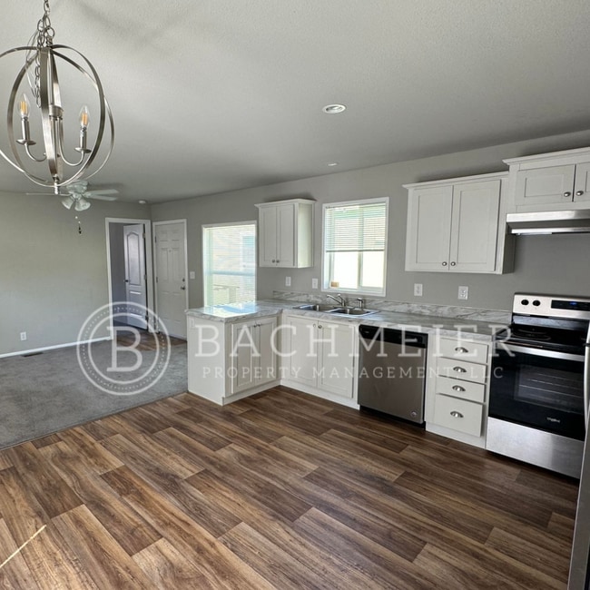 2 Bed 2 Bath- In the heart of Pendleton! - 2 Bed 2 Bath- In the heart of Pendleton! House