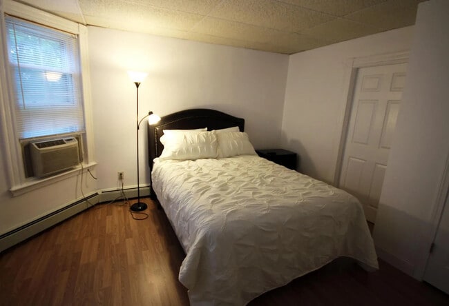 Photo - 105 Leyden St Unit 1