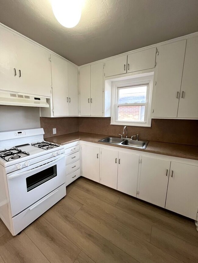 Photo - 2 Bed 1 Bath in Bethany