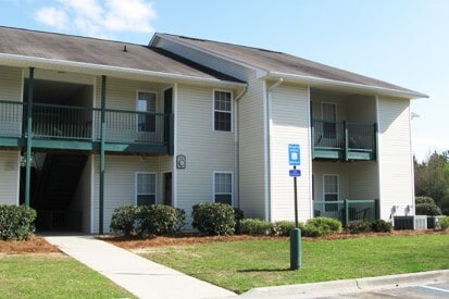 Ashton Crossing