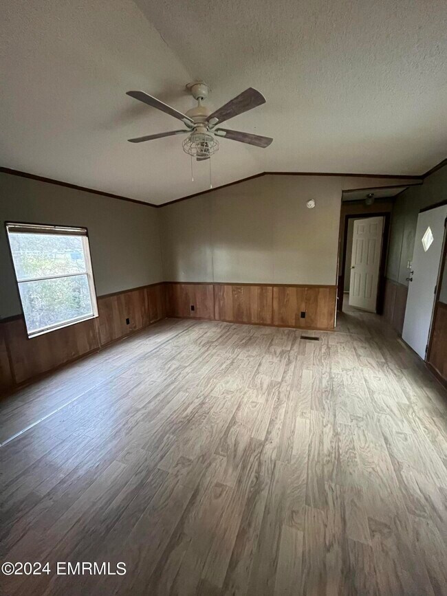 Photo - 8026 Old 8th Street Rd N