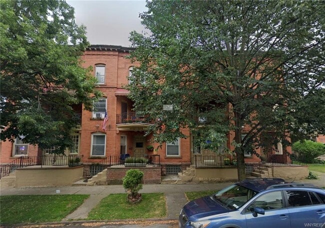 Building Photo - 82 Fargo Ave Unit 5