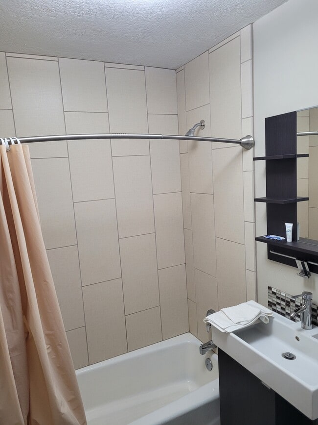 Photo - Roost Unit 4 - Furnished