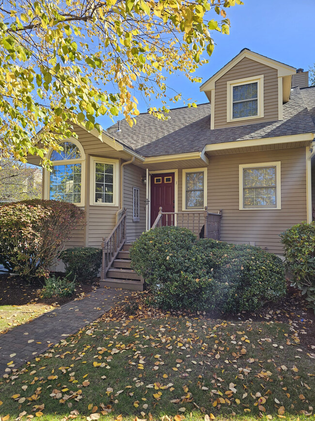 Photo - 1 Birchwood Ln Townhome